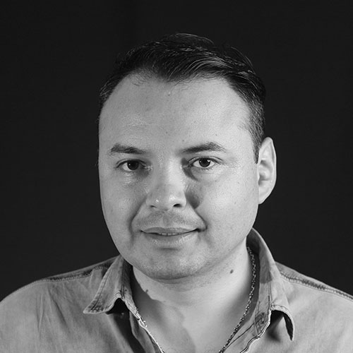 Mauricio Larrea